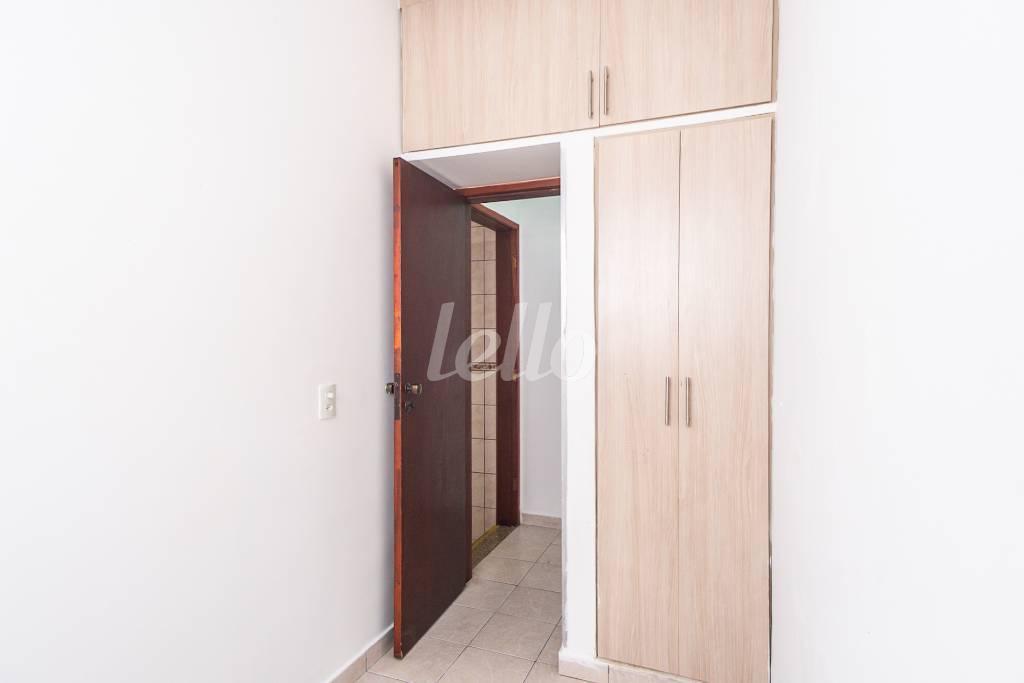 07DORMITORIO-1_001 de Casa para alugar, térrea com 127 m², 3 quartos e 2 vagas em Vila Azevedo - São Paulo