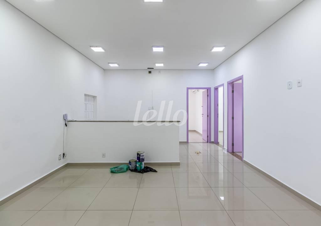 LOJA de Sobreloja para alugar, Padrão com 120 m², e em Ipiranga - São Paulo