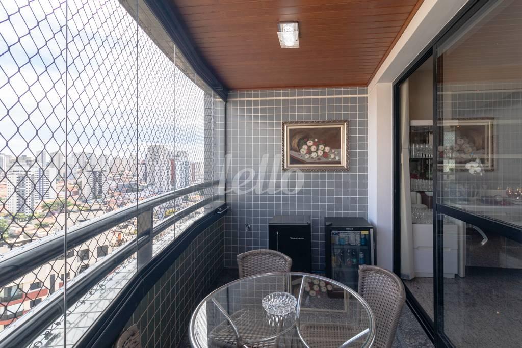 9 - VARANDA de Apartamento à venda, Padrão com 126 m², 3 quartos e 3 vagas em Vila Regente Feijó - São Paulo