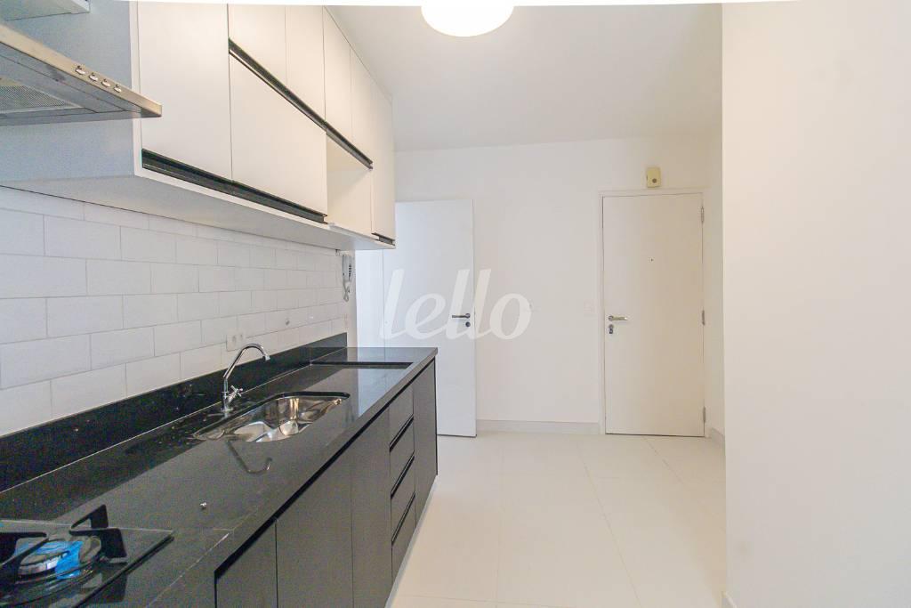 COZINHA de Apartamento para alugar, Padrão com 110 m², 3 quartos e 1 vaga em Cerqueira César - São Paulo