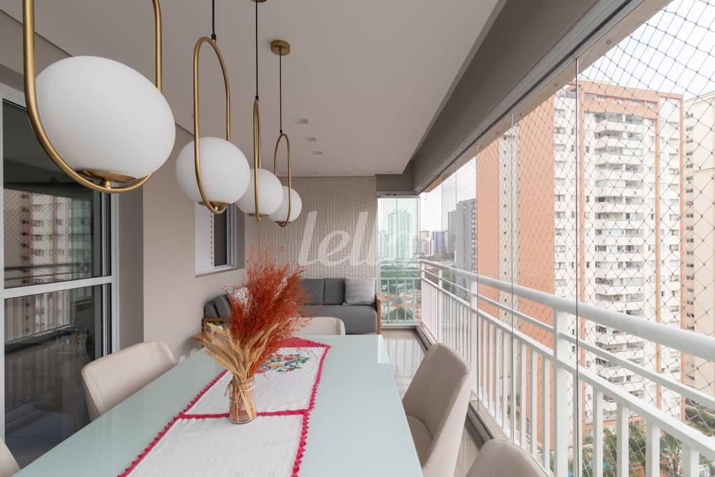 7 - VARANDA de Apartamento à venda, Padrão com 103 m², 3 quartos e 2 vagas em Tatuapé - São Paulo
