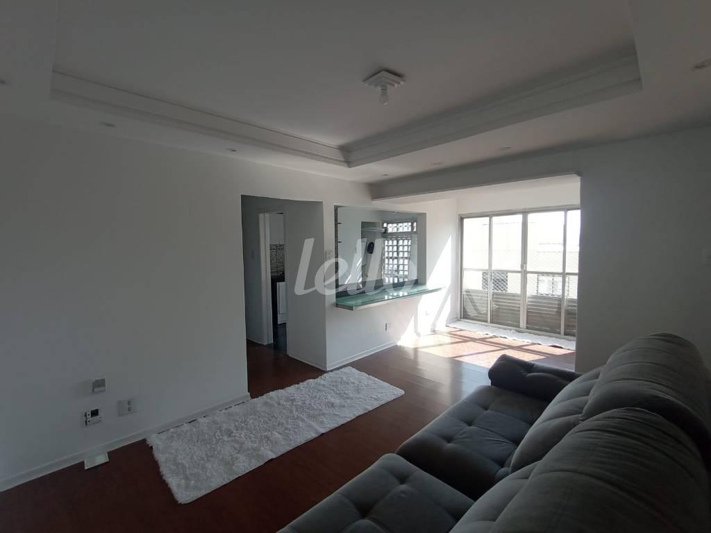 SALA de Apartamento à venda, Padrão com 65 m², 2 quartos e em Pinheiros - São Paulo