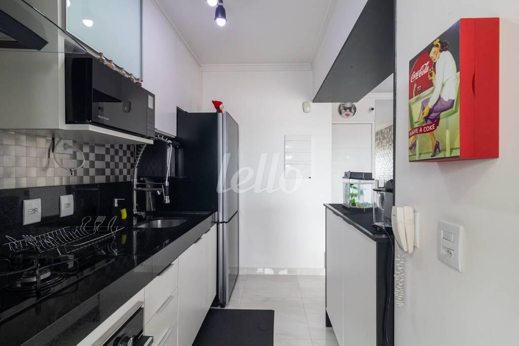 25 - COZINHA de Apartamento à venda, Padrão com 80 m², 2 quartos e 2 vagas em Tatuapé - São Paulo
