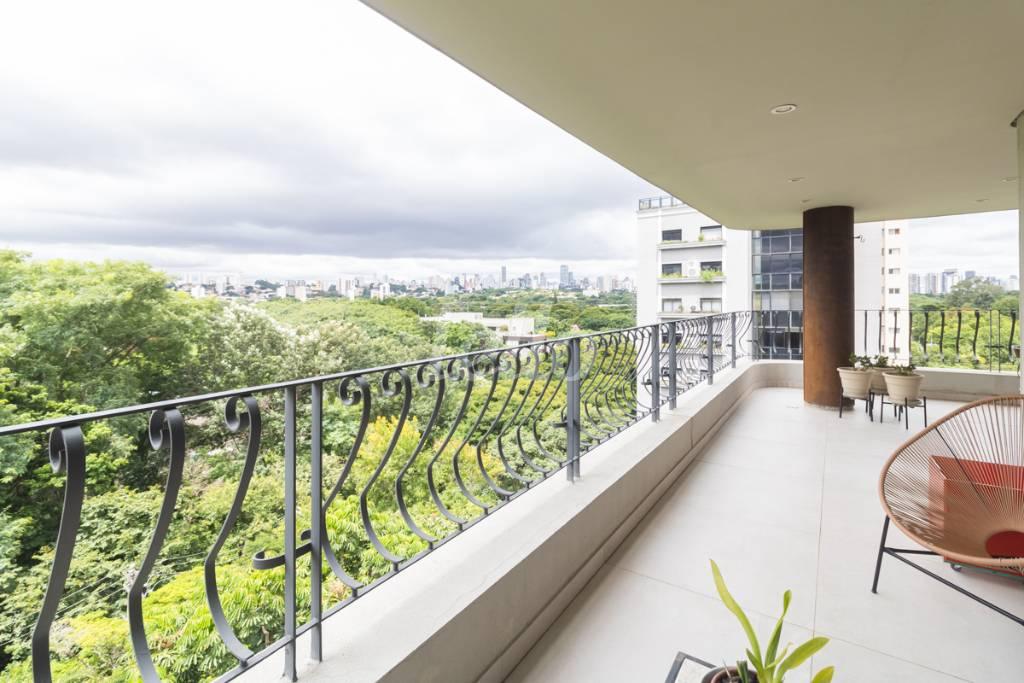 VARANDA de Apartamento à venda, Padrão com 288 m², 4 quartos e 3 vagas em Alto de Pinheiros - São Paulo