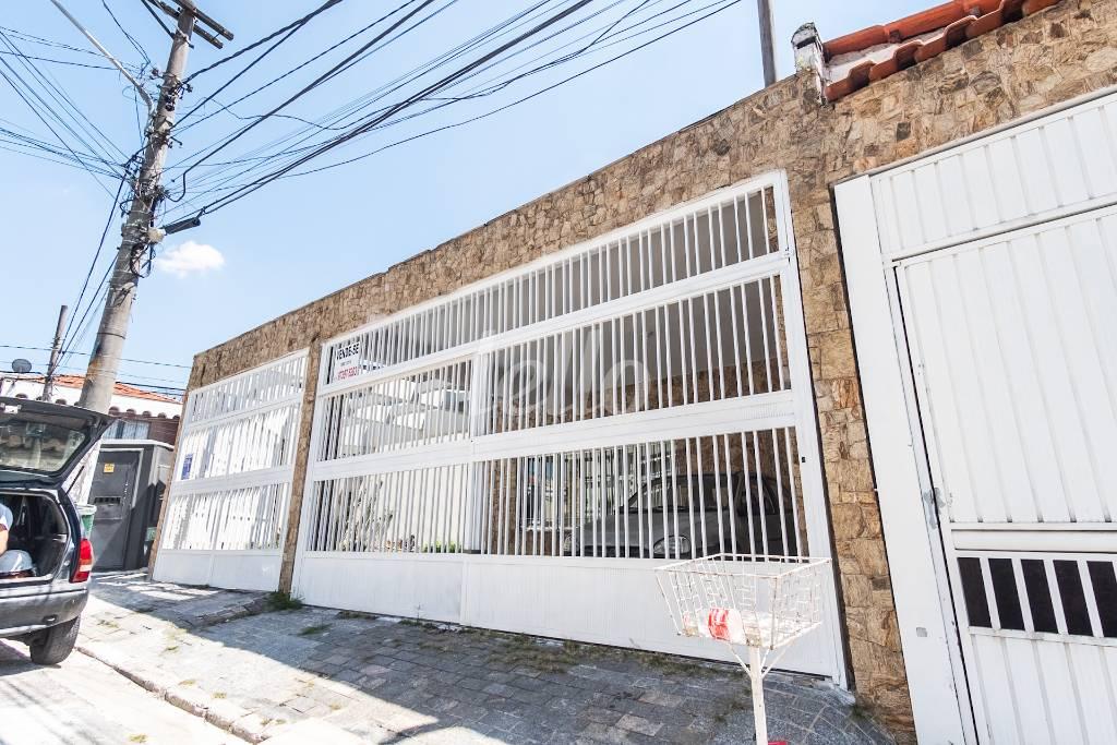 FACHADA de Casa à venda, sobrado com 157 m², 3 quartos e 3 vagas em Jardim Piqueroby - São Paulo