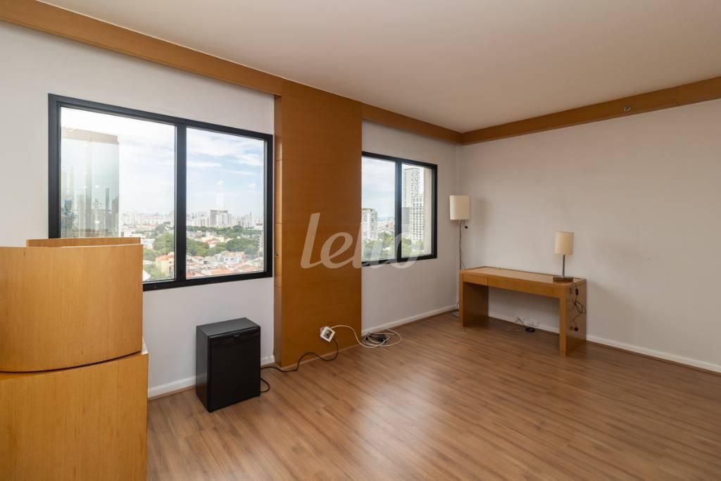 02 STUDIO de Apartamento para alugar, Flat com 28 m², 1 quarto e 1 vaga em Cidade Mãe do Céu - São Paulo
