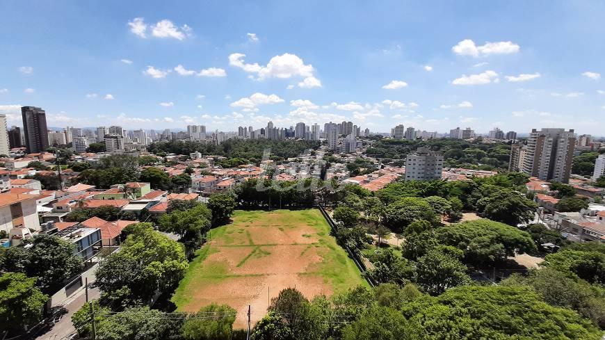VISTA de Apartamento à venda, Padrão com 105 m², 2 quartos e 2 vagas em Vila Mariana - São Paulo