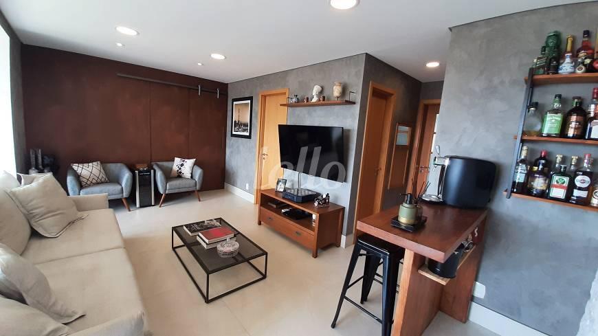 LIVING de Apartamento à venda, Padrão com 105 m², 2 quartos e 2 vagas em Vila Mariana - São Paulo