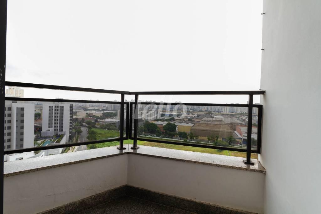SACADA de Apartamento para alugar, Padrão com 40 m², 1 quarto e 1 vaga em Parque da Mooca - São Paulo