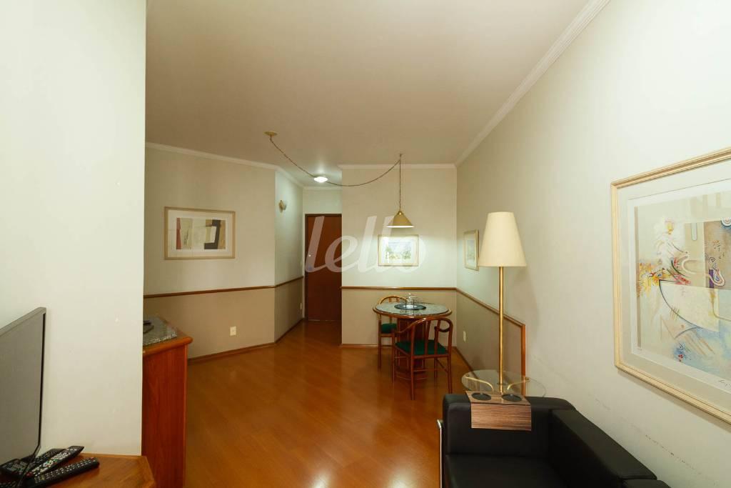 SALA de Apartamento para alugar, Padrão com 40 m², 1 quarto e 1 vaga em Parque da Mooca - São Paulo