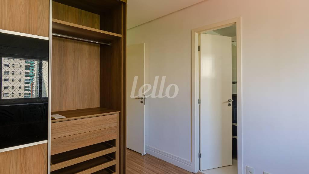 SUITE 4 de Apartamento para alugar, Padrão com 194 m², 4 quartos e 4 vagas em Campo Belo - São Paulo