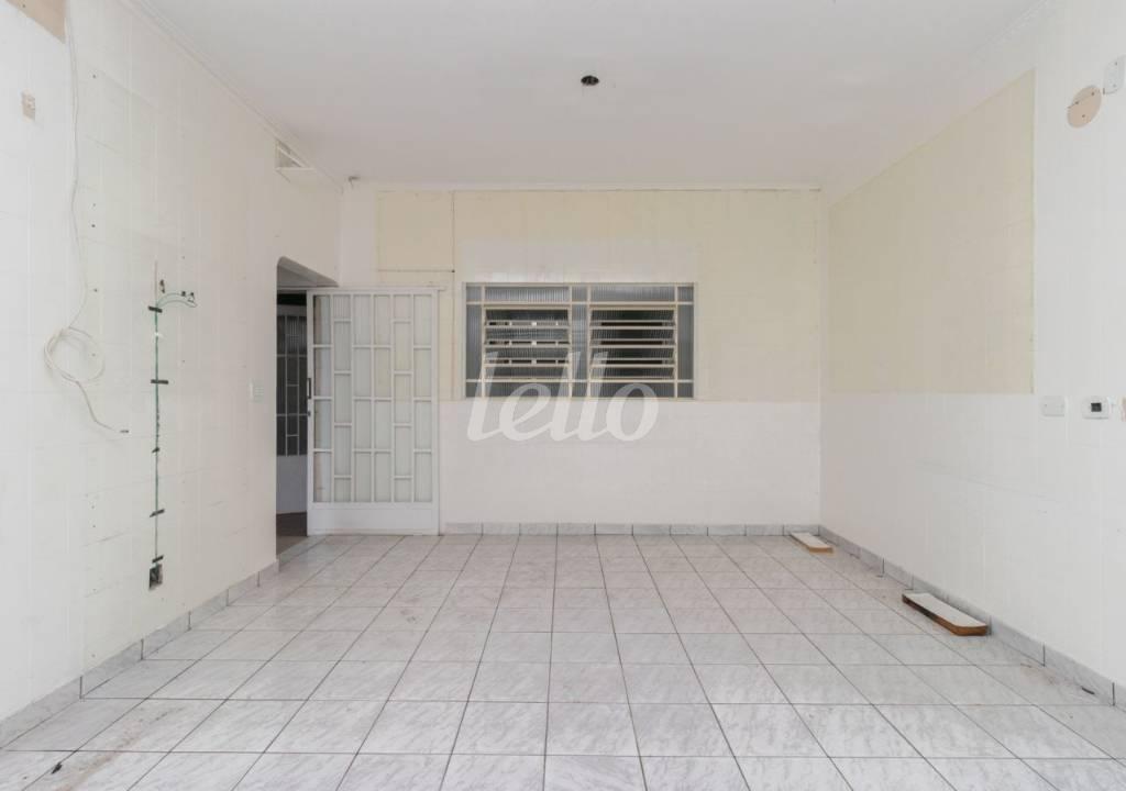 SALA de Casa para alugar, sobrado com 577 m², e 4 vagas em Vila Matilde - São Paulo