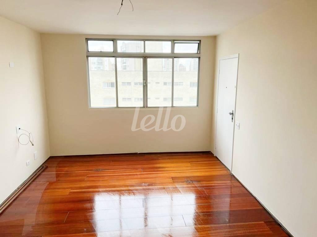 SALA de Apartamento à venda, Padrão com 90 m², 3 quartos e 1 vaga em Vila Mariana - São Paulo
