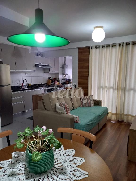 SALA de Apartamento à venda, Padrão com 59 m², 2 quartos e 1 vaga em Vila Prudente - São Paulo