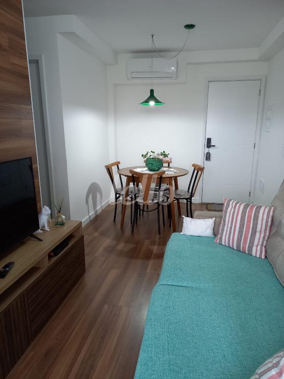 SALA de Apartamento à venda, Padrão com 59 m², 2 quartos e 1 vaga em Vila Prudente - São Paulo