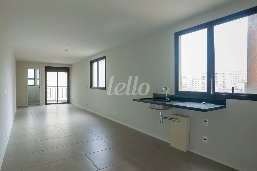 SALA de Apartamento para alugar, Padrão com 44 m², e 1 vaga em Santa Cecília - São Paulo
