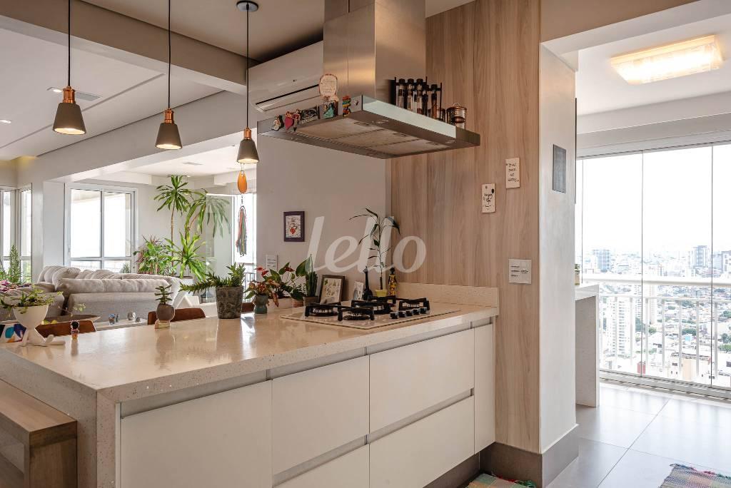 06COZINHA_006 de Apartamento à venda, cobertura - Padrão com 210 m², 4 quartos e 4 vagas em Vila Carrão - São Paulo