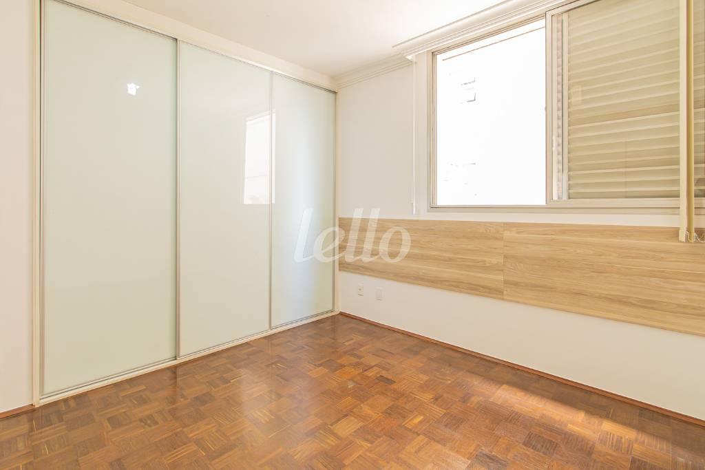 DORMITORIO 1 de Apartamento à venda, Padrão com 367 m², 3 quartos e 1 vaga em Morro dos Ingleses - São Paulo