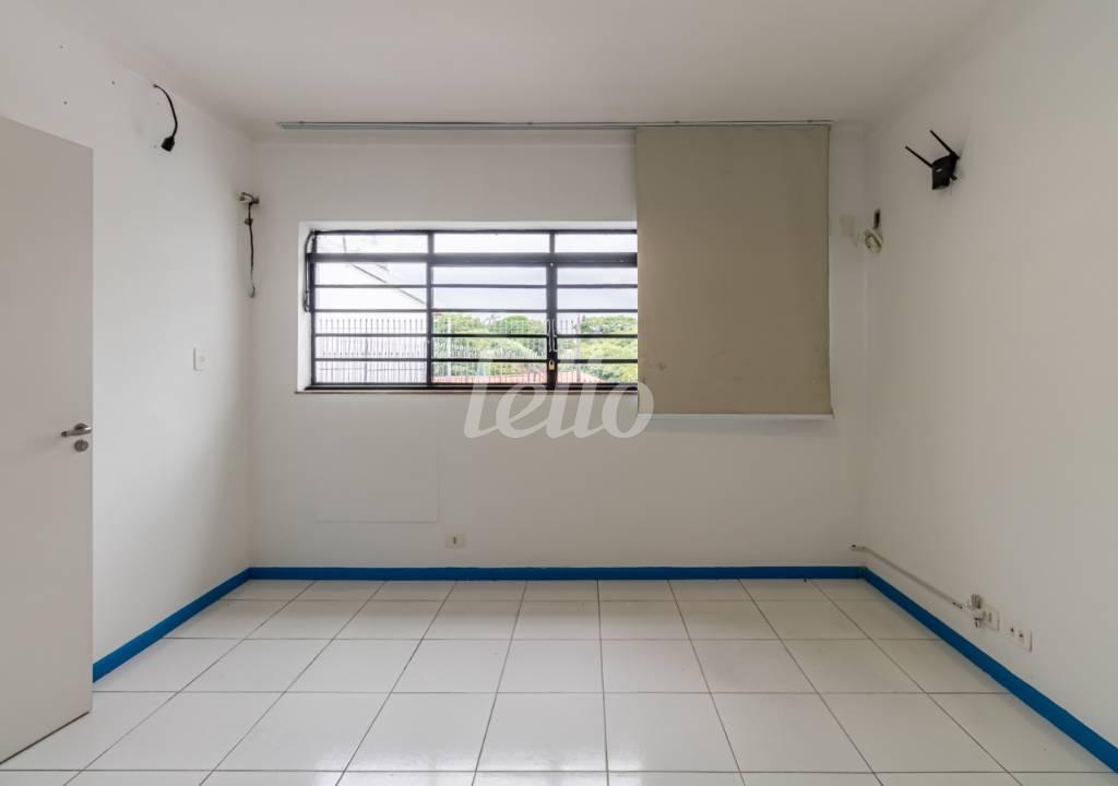 SALA de Casa para alugar, sobrado com 400 m², e 6 vagas em Alto da Lapa - São Paulo
