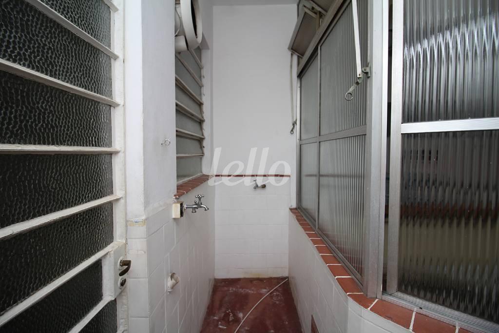 ÁREA DE SERVIÇO de Apartamento para alugar, Padrão com 105 m², 2 quartos e 1 vaga em Paraíso - São Paulo