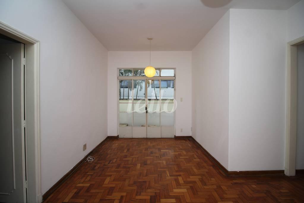 SALA de Apartamento para alugar, Padrão com 105 m², 2 quartos e 1 vaga em Paraíso - São Paulo