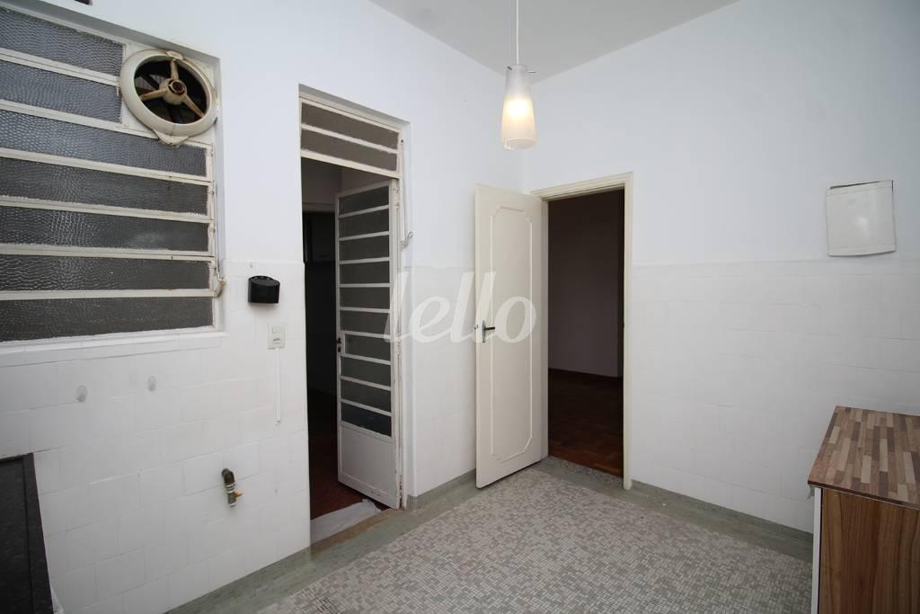 COZINHA de Apartamento para alugar, Padrão com 105 m², 2 quartos e 1 vaga em Paraíso - São Paulo