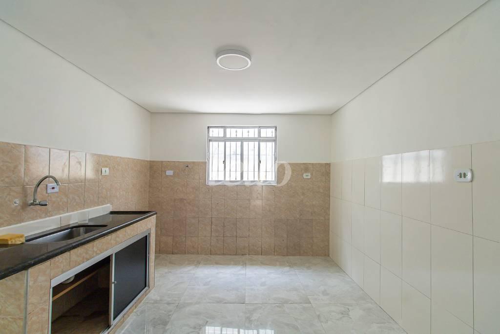 COZINHA de Casa para alugar, térrea com 65 m², 2 quartos e 3 vagas em Parque São Lucas - São Paulo