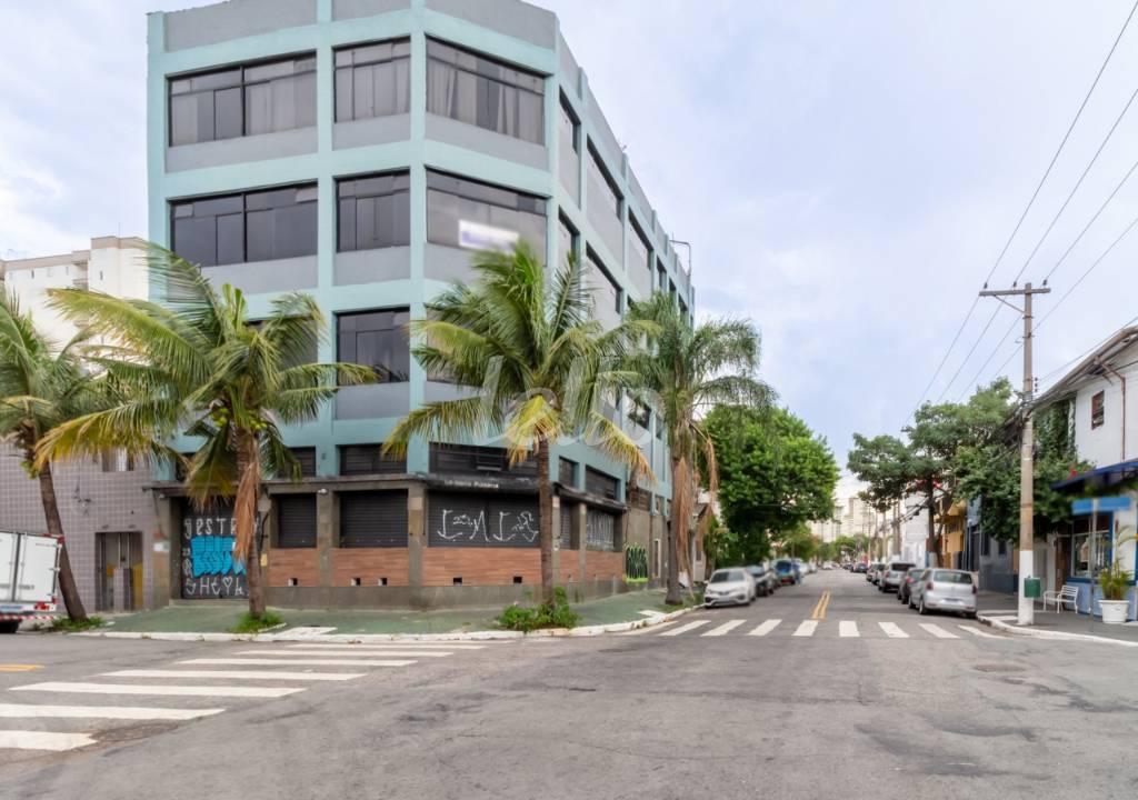 FACHADA de Sala / Conjunto para alugar, Padrão com 240 m², e em Barra Funda - São Paulo