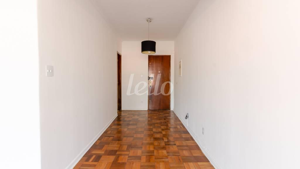 01SALA de Apartamento à venda, Padrão com 115 m², 2 quartos e 1 vaga em Vila Mariana - São Paulo