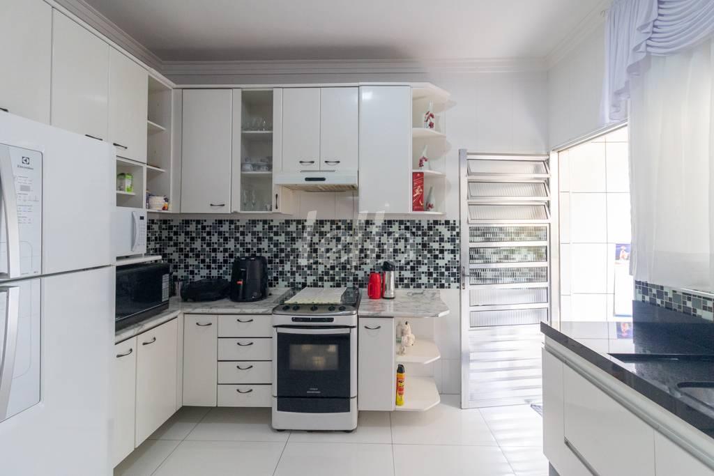 COZINHA de Casa à venda, sobrado com 125 m², 3 quartos e 2 vagas em Vila Carrão - São Paulo