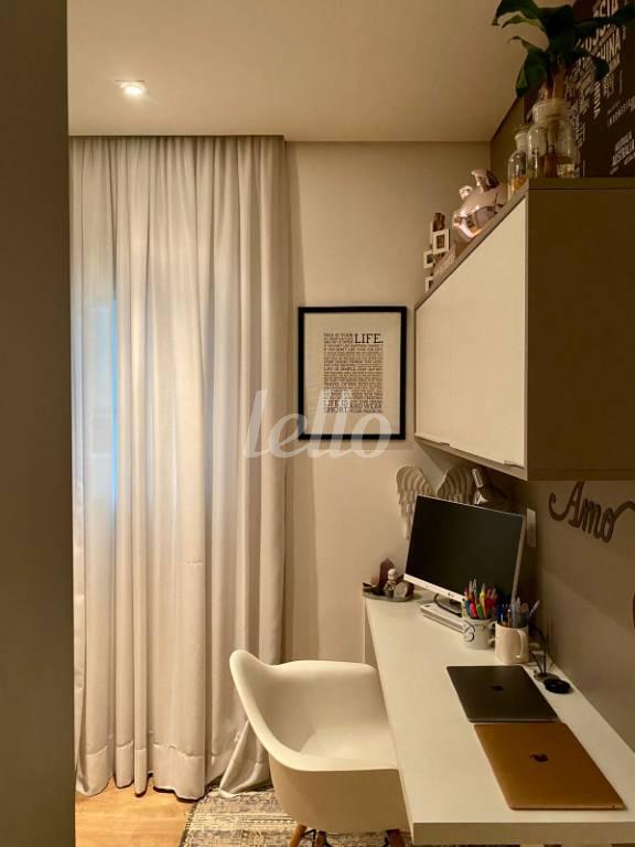HOME OFFICE de Apartamento à venda, Padrão com 132 m², 3 quartos e 3 vagas em Santana - São Paulo
