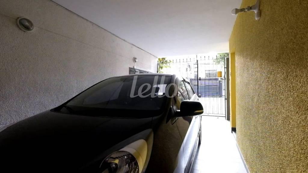 GARAGEM de Casa à venda, sobrado com 250 m², 2 quartos e 2 vagas em Vila Pompeia - São Paulo