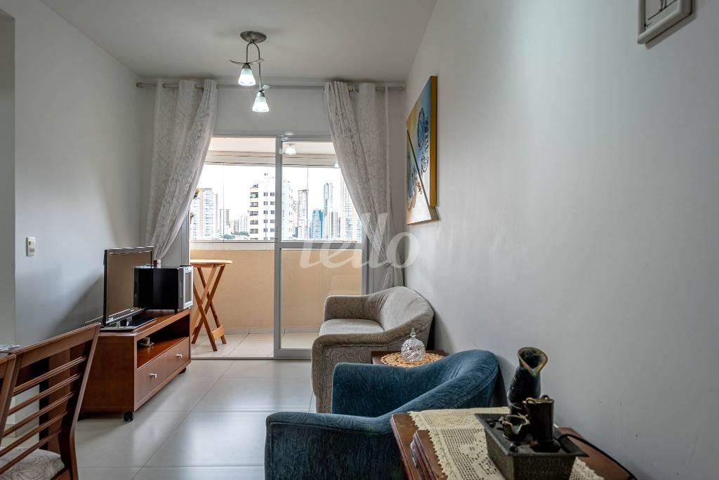 01SALA_002 de Apartamento para alugar, Padrão com 53 m², 2 quartos e 2 vagas em Vila Gomes Cardim - São Paulo