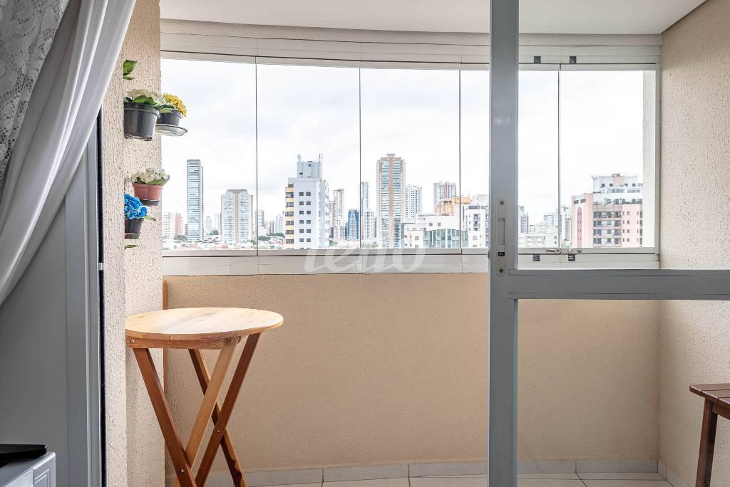 02SACADAVARANDA_001 de Apartamento para alugar, Padrão com 53 m², 2 quartos e 2 vagas em Vila Gomes Cardim - São Paulo