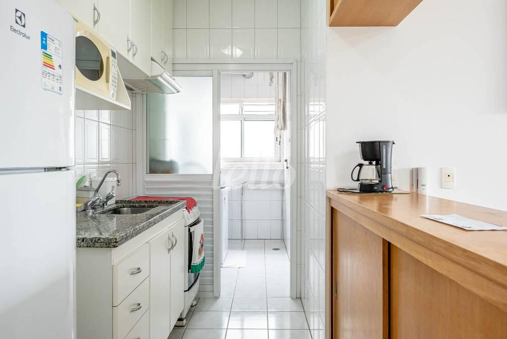 06COZINHA_002 de Apartamento para alugar, Padrão com 53 m², 2 quartos e 2 vagas em Vila Gomes Cardim - São Paulo