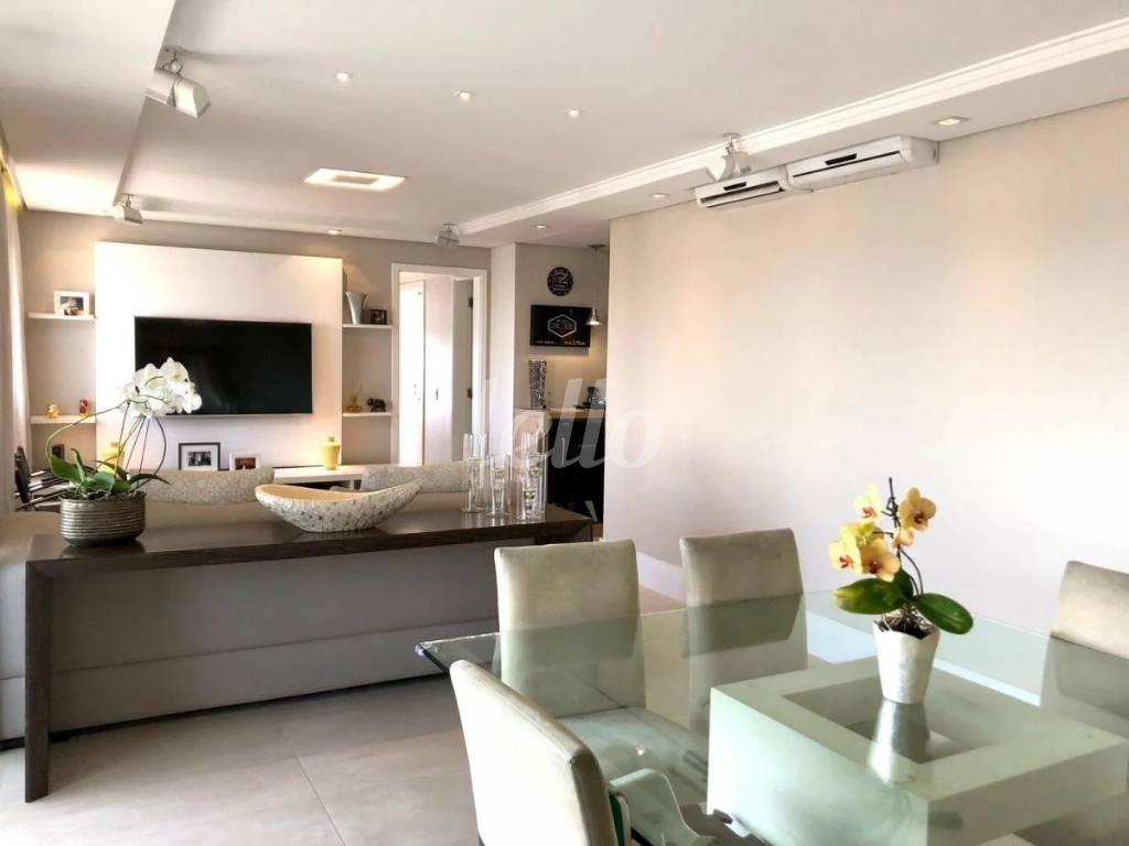 LIVING de Apartamento à venda, Padrão com 123 m², 3 quartos e 2 vagas em Vila Congonhas - São Paulo