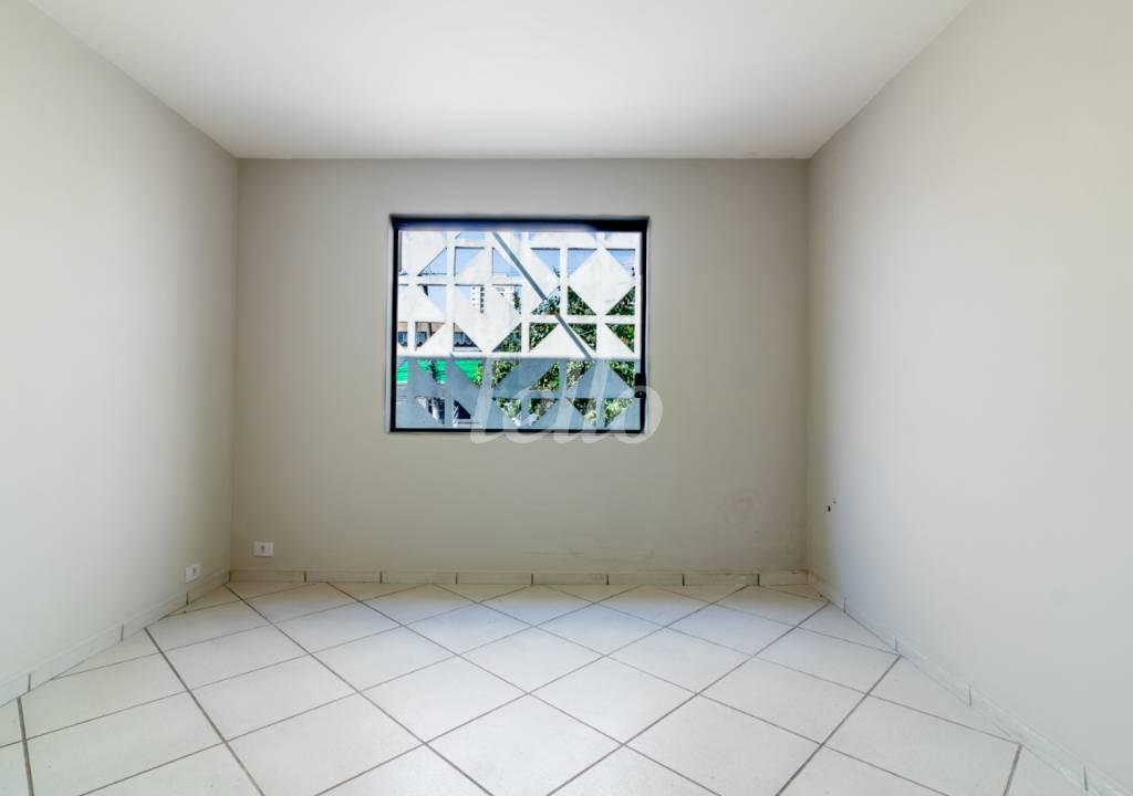 SOBRELOJA de Sobreloja para alugar, Padrão com 17 m², e em Vila Alexandria - São Paulo
