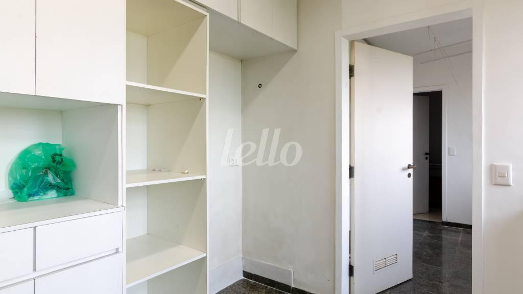 COZINHA de Apartamento para alugar, Padrão com 250 m², 4 quartos e 4 vagas em Planalto Paulista - São Paulo