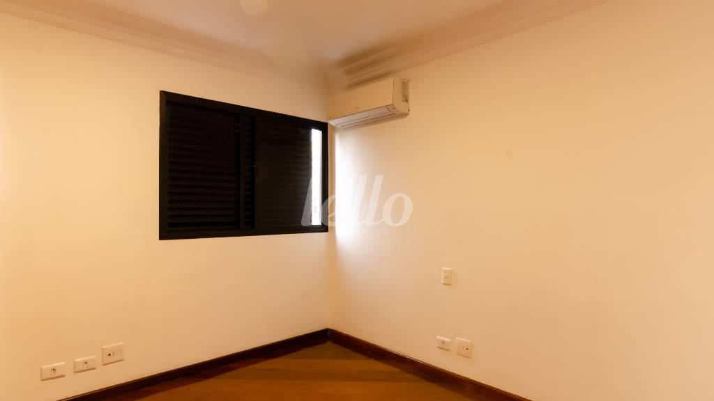 SUITE 4 de Apartamento para alugar, Padrão com 250 m², 4 quartos e 4 vagas em Planalto Paulista - São Paulo