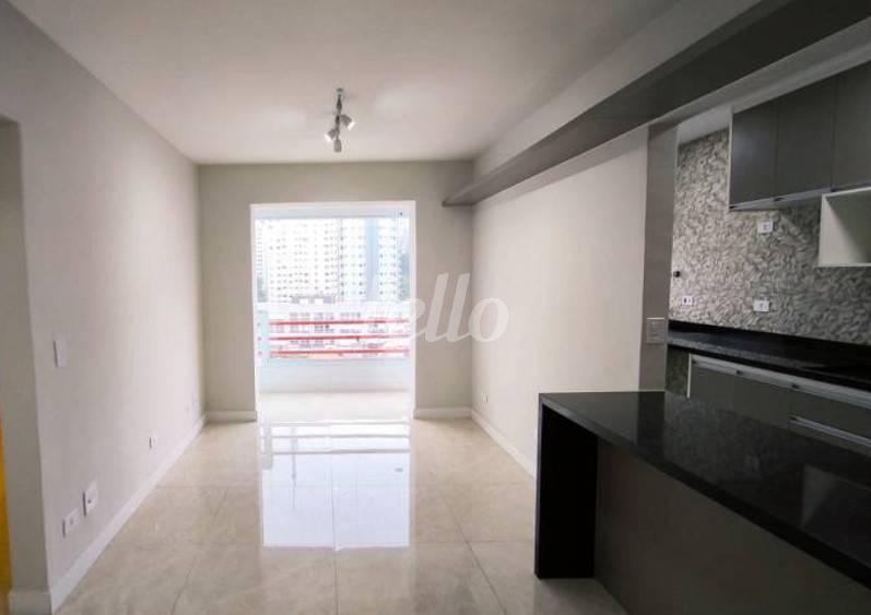 SALA de Apartamento à venda, Padrão com 45 m², 1 quarto e 1 vaga em Jardim Paulista - São Paulo