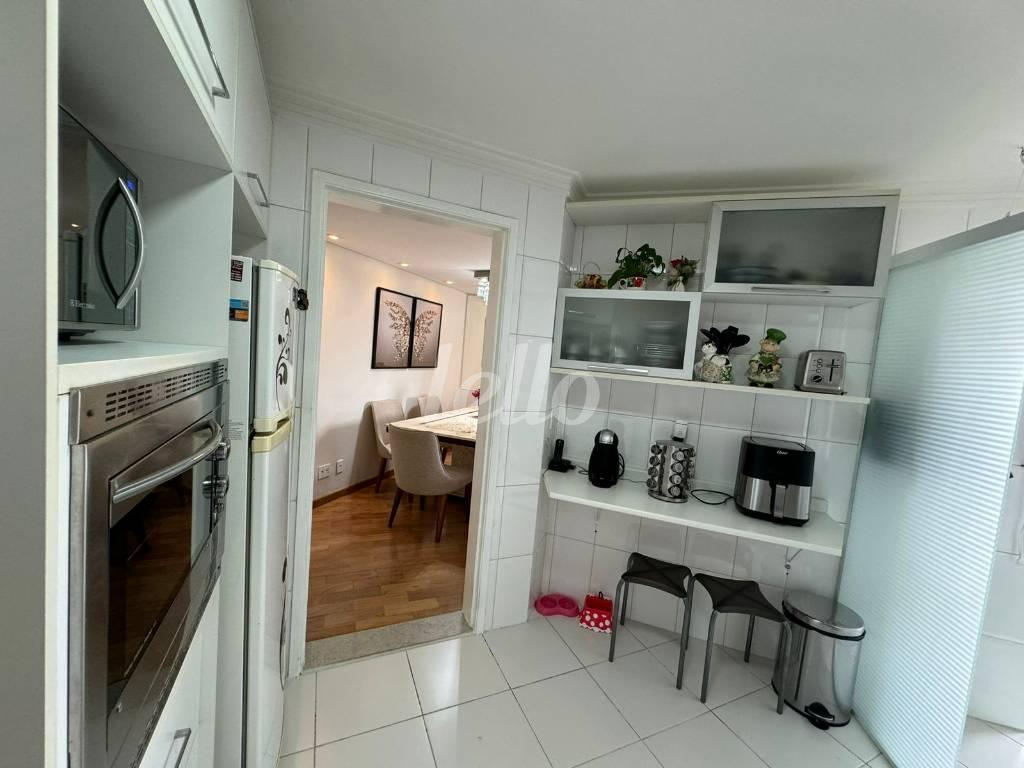 COZINHA de Apartamento à venda, Padrão com 72 m², 3 quartos e 1 vaga em Parque Jaçatuba - Santo André