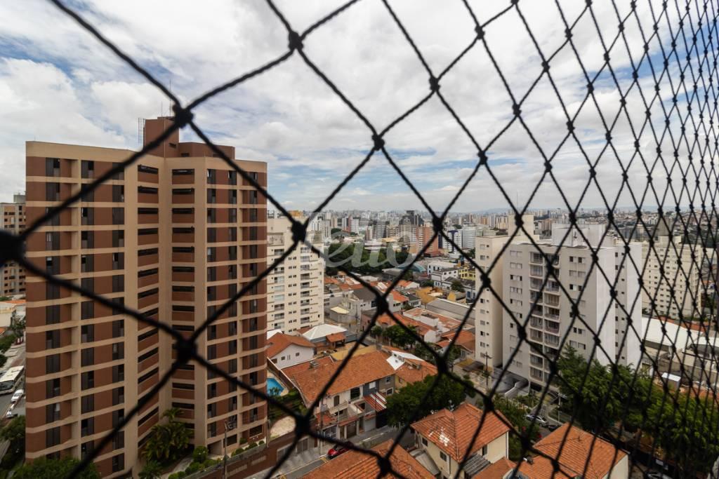 VISTA de Apartamento à venda, Padrão com 120 m², 3 quartos e 2 vagas em Santo Antônio - São Caetano do Sul