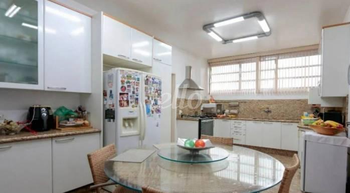 COZINHA de Apartamento para alugar, Padrão com 200 m², 4 quartos e 1 vaga em Vila Buarque - São Paulo
