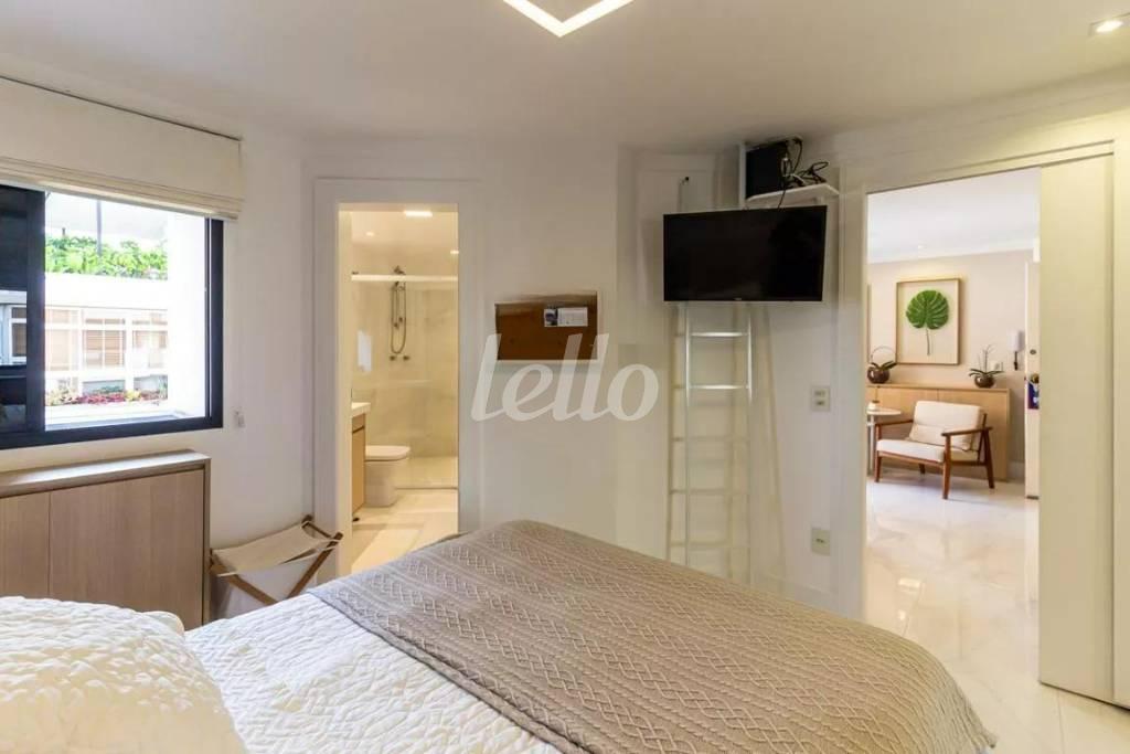 SUÍTE de Apartamento para alugar, Padrão com 40 m², 1 quarto e 1 vaga em Higienópolis - São Paulo