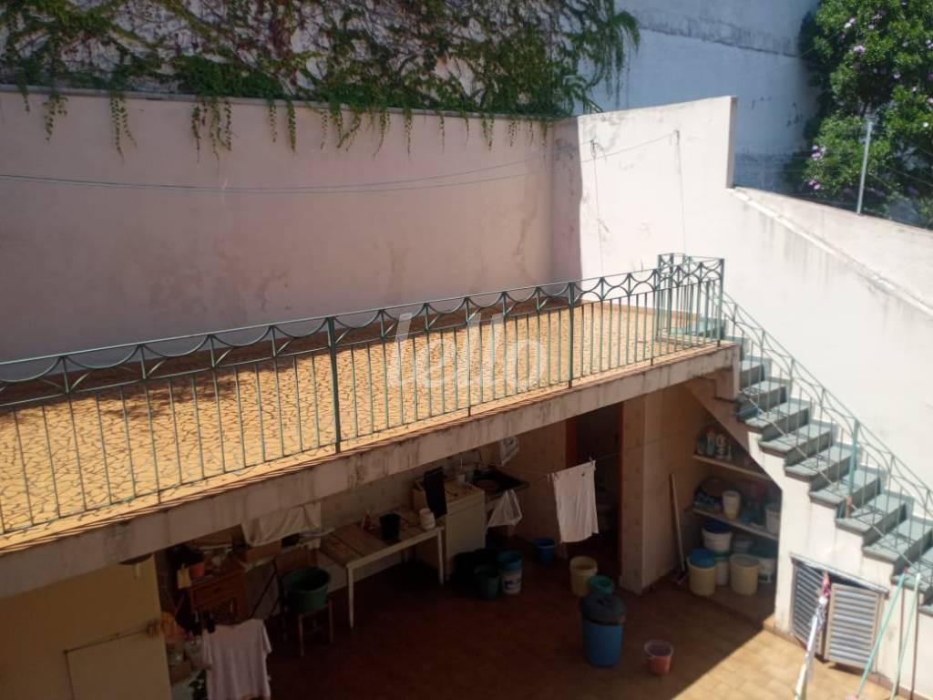 FOTO de Casa à venda, sobrado com 333 m², 4 quartos e 6 vagas em Jd. Leonor M. de Barros - São Paulo
