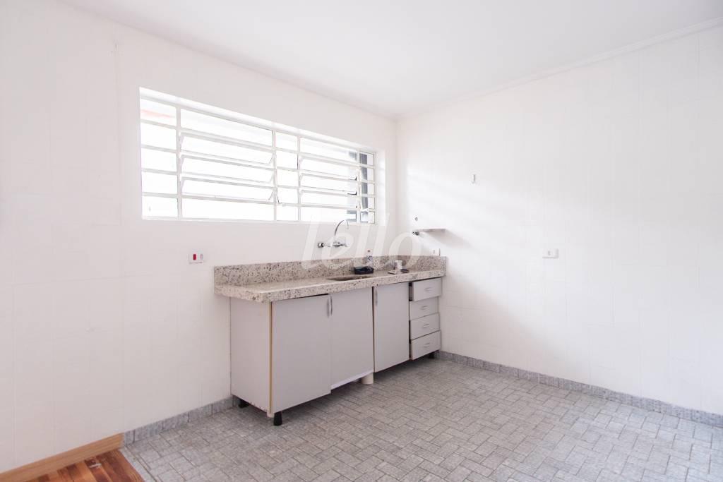 02COZINHA_001 de Casa para alugar, sobrado com 230 m², 2 quartos e 2 vagas em Vila Gomes Cardim - São Paulo