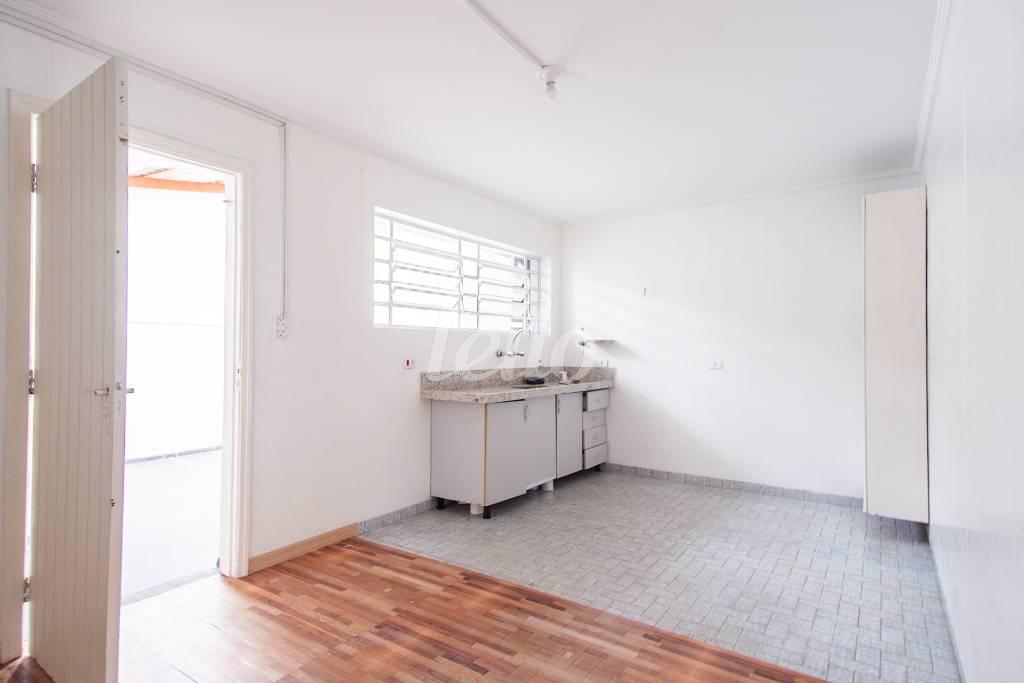 02COZINHA_002 de Casa para alugar, sobrado com 230 m², 2 quartos e 2 vagas em Vila Gomes Cardim - São Paulo