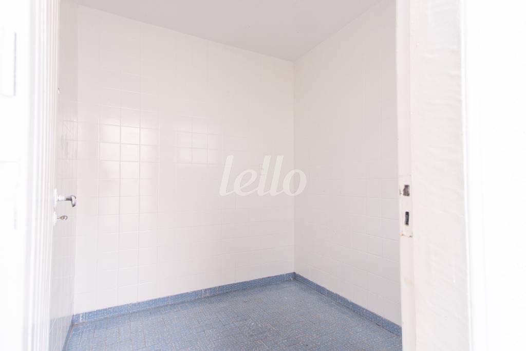 03AREA-DE-SERVICO_002 de Casa para alugar, sobrado com 230 m², 2 quartos e 2 vagas em Vila Gomes Cardim - São Paulo
