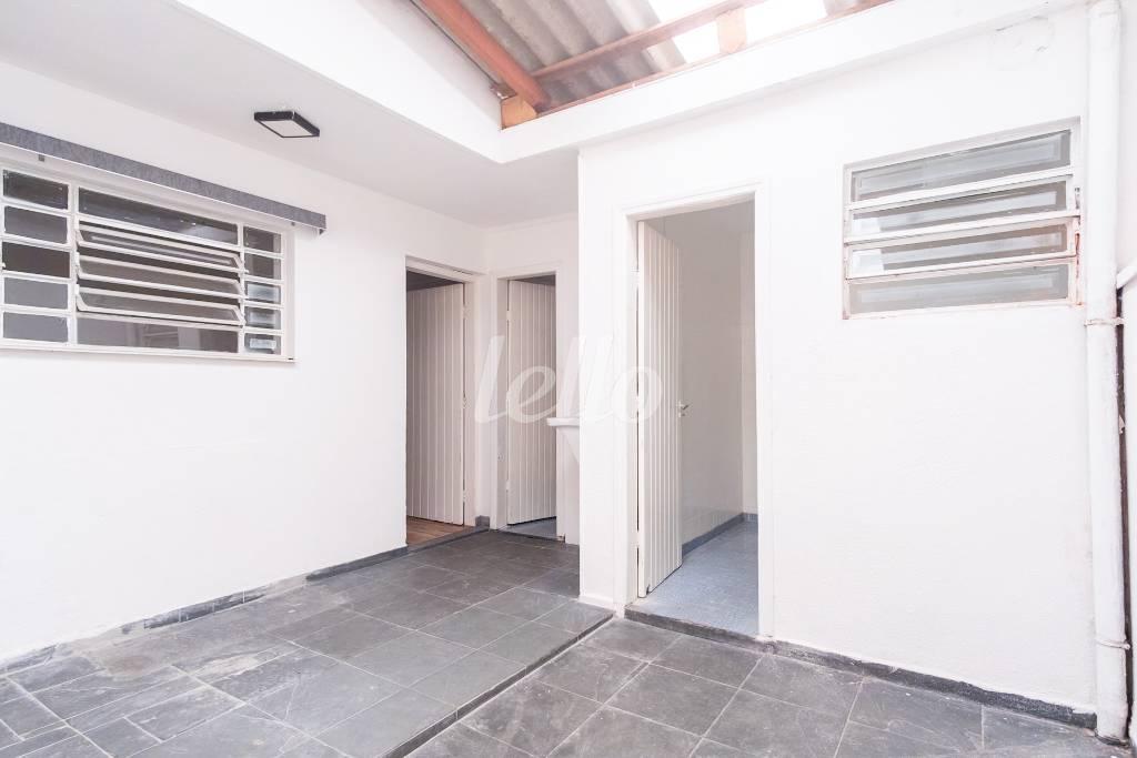 03AREA-DE-SERVICO_003 de Casa para alugar, sobrado com 230 m², 2 quartos e 2 vagas em Vila Gomes Cardim - São Paulo