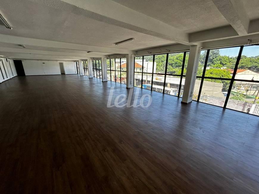 ANDAR de Prédio Comercial para alugar, Monousuário com 880 m², e 19 vagas em Horto Florestal - São Paulo